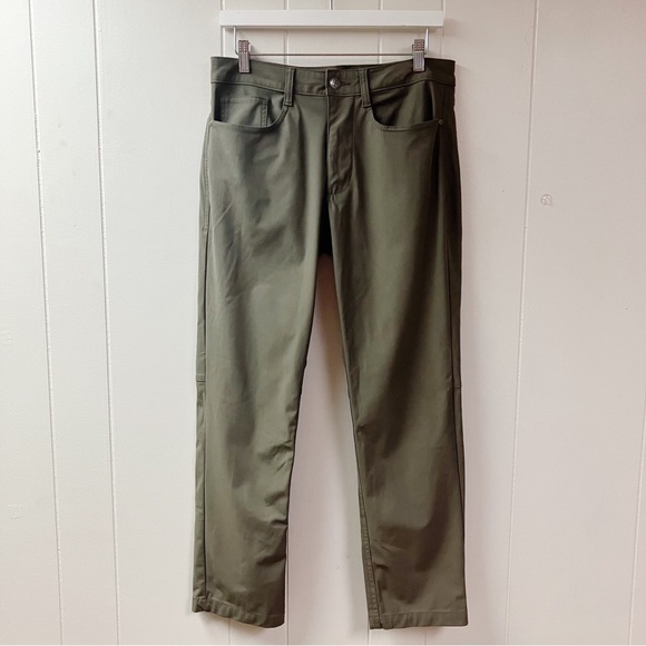 NWOT Swiss Tech Performance Gear Mens Travel Pants Size 30W X 30L Olive Pockets - Picture 1 of 10
